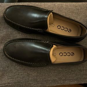 Black Ecco Loafers unisex